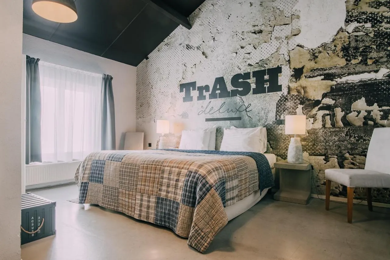 Hotel Trash Deluxe Maastricht Holland